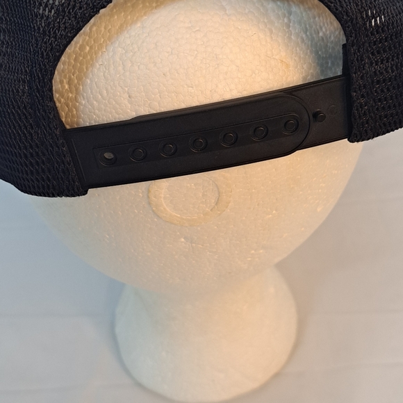 Travis Mathew Men's Golf Hat Adjustable Black Embroidered Logo One Size - Picture 5 of 7